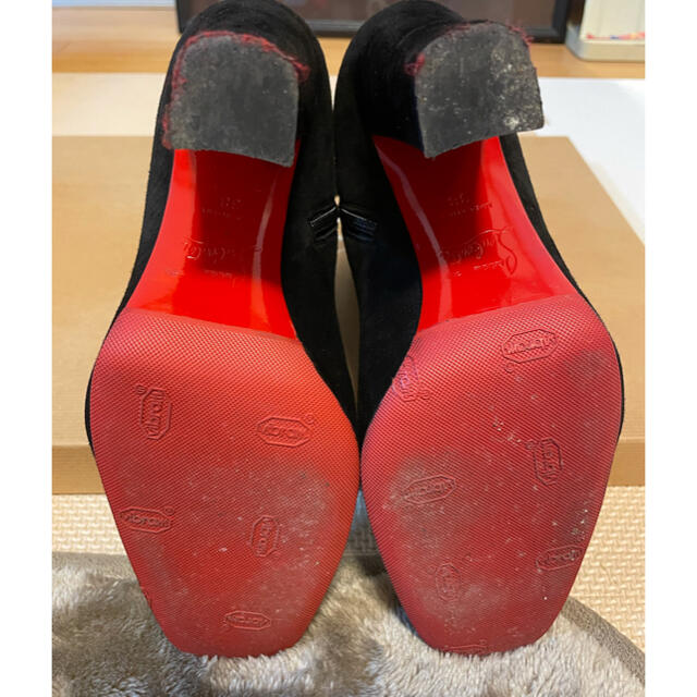 Christian Louboutin(クリスチャンルブタン)のChristian Louboutin ショートブーツ ブラック レディースの靴/シューズ(ブーツ)の商品写真