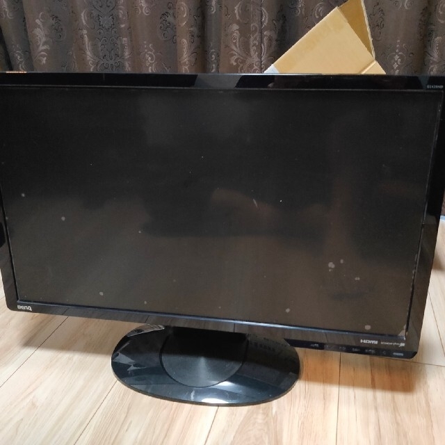 中古 BenQ 24インチディスプレイ G2420HD ET-0027-B スマホ/家電/カメラのPC/タブレット(ディスプレイ)の商品写真