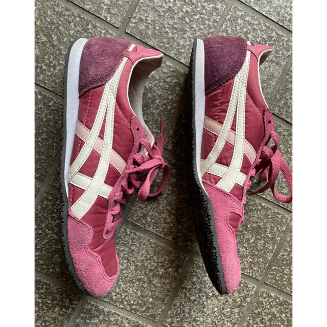 Onitsuka Tiger(オニツカタイガー)のオニツカタイガー　レディース　靴　最終値下げしました！ レディースの靴/シューズ(スニーカー)の商品写真