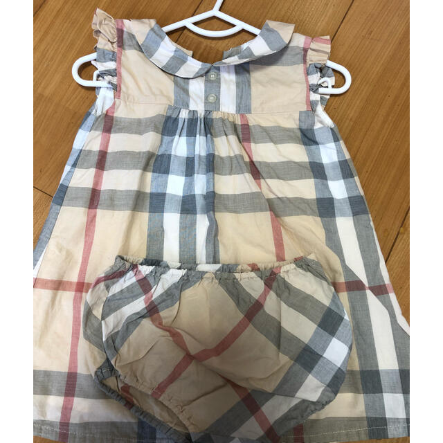 BURBERRY(バーバリー)のバーバリー12Mセット キッズ/ベビー/マタニティのベビー服(~85cm)(ワンピース)の商品写真