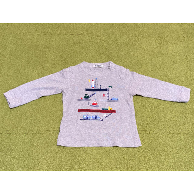 familiar(ファミリア)のファミリア　乗り物ロンT キッズ/ベビー/マタニティのキッズ服男の子用(90cm~)(Tシャツ/カットソー)の商品写真