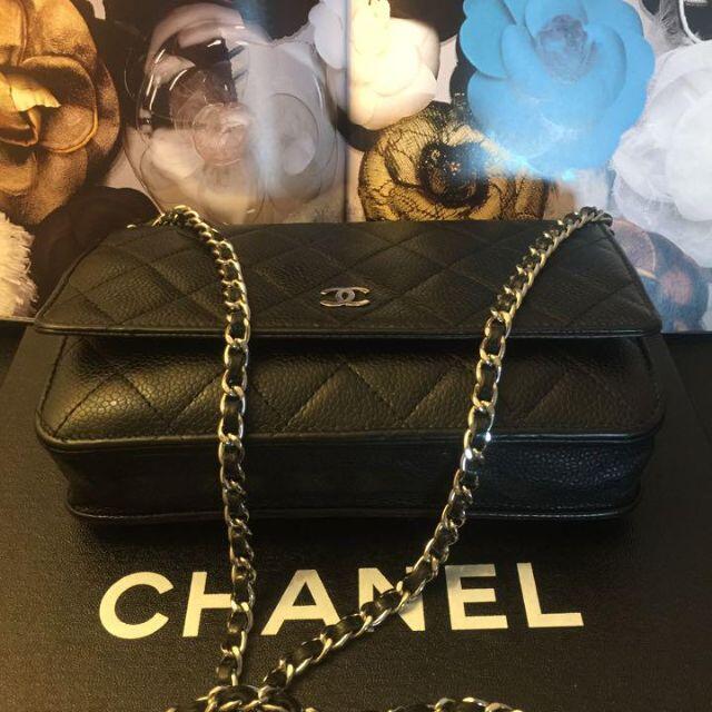 CHANEL(シャネル)のRi様専用　シャネル チェーンウォレット キャビアスキン ブラックシルバー金具 レディースのバッグ(ショルダーバッグ)の商品写真