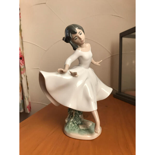 インテリア/住まい/日用品絶版　希少　lladro♡蝶々とダンス