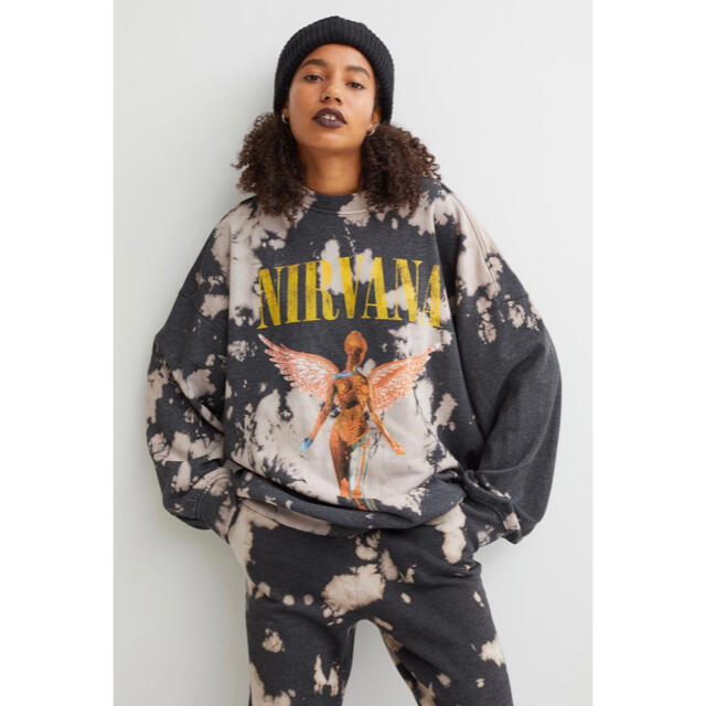 H&M NIRVANA SWEATSHIRTS / オーバーサイズ スウェット | フリマアプリ ラクマ