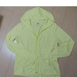 ユニクロ(UNIQLO)のユニクロ UVカットパーカー XL(パーカー)