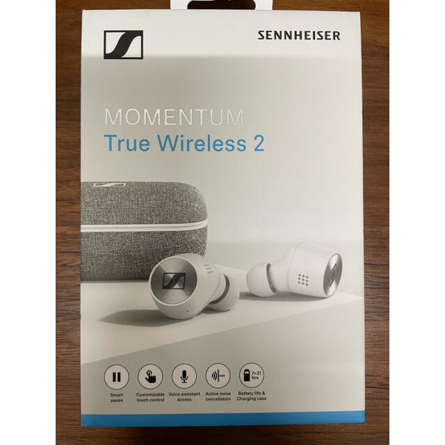 SENNHEISER(ゼンハイザー)のゼンハイザー MOMENTUM True Wireless 2 (White) スマホ/家電/カメラのオーディオ機器(ヘッドフォン/イヤフォン)の商品写真