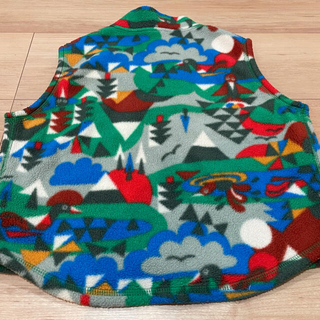 patagonia(パタゴニア)のpatagonia パタゴニア ベビー　シンチラ ベスト キッズ/ベビー/マタニティのキッズ服男の子用(90cm~)(ジャケット/上着)の商品写真