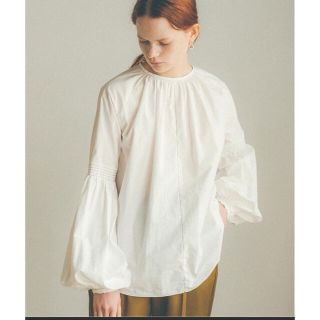 ステュディオス(STUDIOUS)のクラネ SHIRRING PUFF SLEEVE ブラウス【手洗い可】(シャツ/ブラウス(長袖/七分))