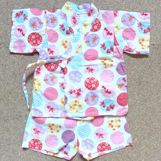 ニシマツヤ(西松屋)の☆じゅりーぁ様専用☆ 女の子　甚平　金魚　桜　花　水玉　上下セット　西松屋(甚平/浴衣)