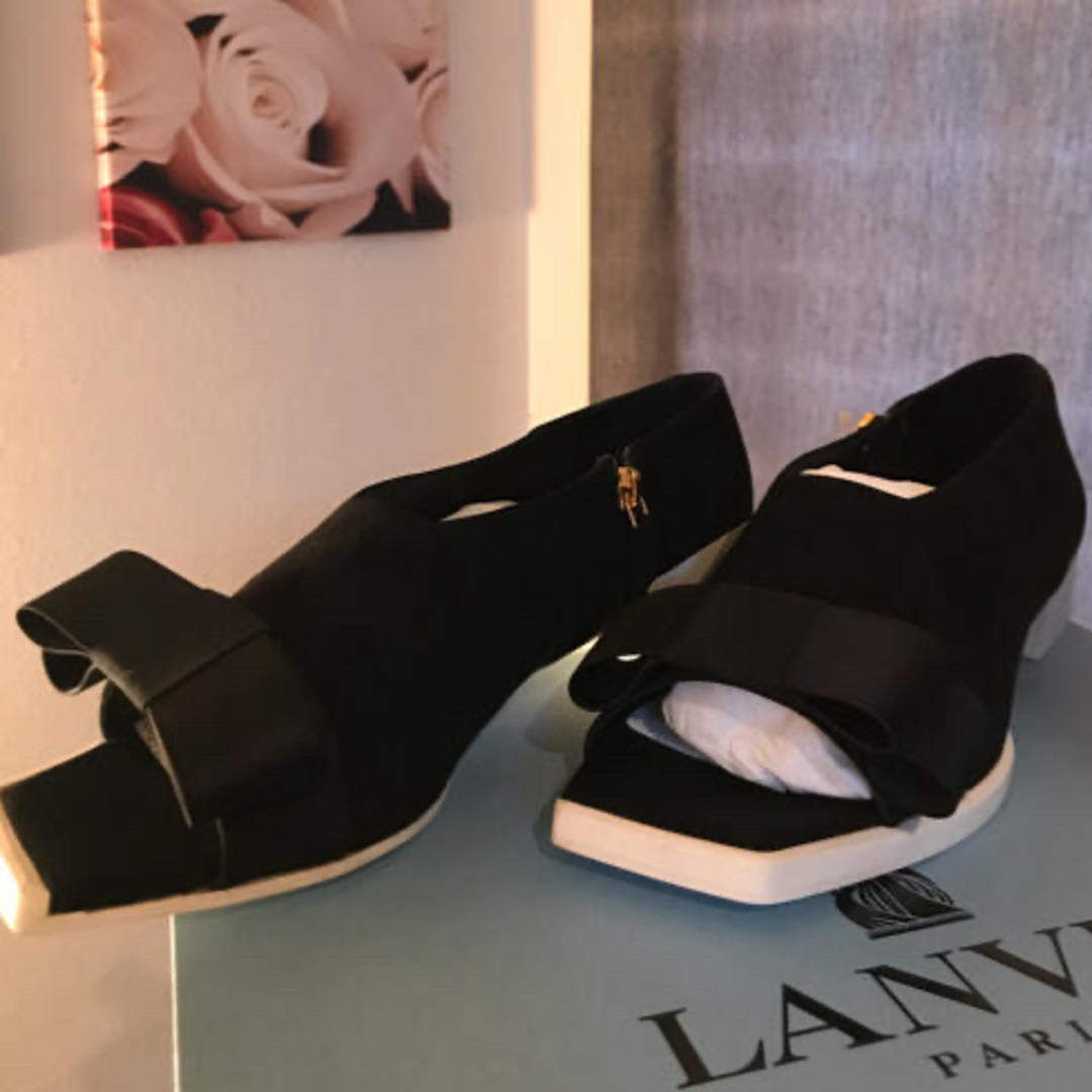 LANVIN(ランバン)のLANVIN ランバン　フラットシューズ イタリア製　ブラック 24.5cm レディースの靴/シューズ(サンダル)の商品写真