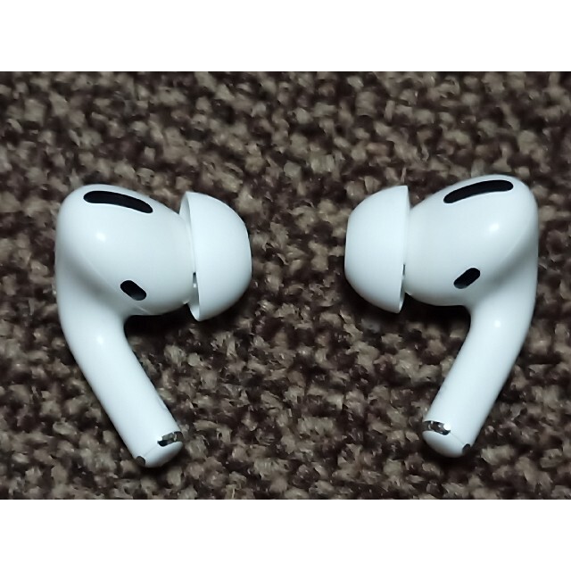 Apple(アップル)の【中古美品】Apple AirPods Pro スマホ/家電/カメラのオーディオ機器(ヘッドフォン/イヤフォン)の商品写真