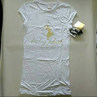 ベビーファット(Baby Phat)のBABY PHAT SIGNATURE KITTY LOGO TEE 新品 Ｍ (Tシャツ(半袖/袖なし))