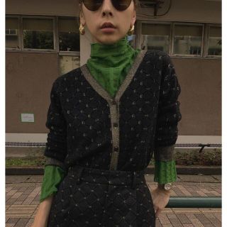 アメリヴィンテージ(Ameri VINTAGE)の【新品★アメリ】2WAY GLITTER JACQUARD CARDIGAN(カーディガン)