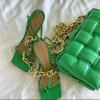 ボッテガ(Bottega Veneta) チェーンバッグ ショルダーバッグ ボッテガ(Bottega Veneta) チェーンバッグ ショルダーバッグ