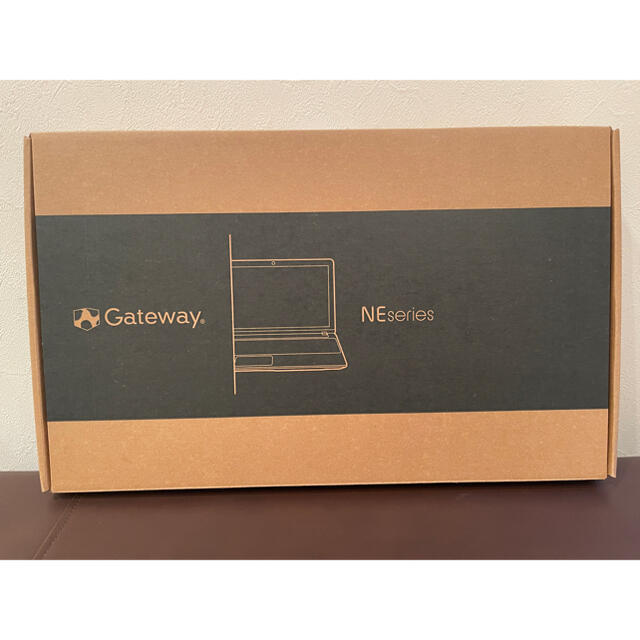 Acer(エイサー)のGateway NE572-F14D Windows8 オフィス2007付属 スマホ/家電/カメラのPC/タブレット(ノートPC)の商品写真