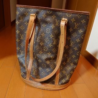 ルイヴィトン(LOUIS VUITTON)のルイヴィトン モノグラム トートバッグ バケツ バケット(トートバッグ)