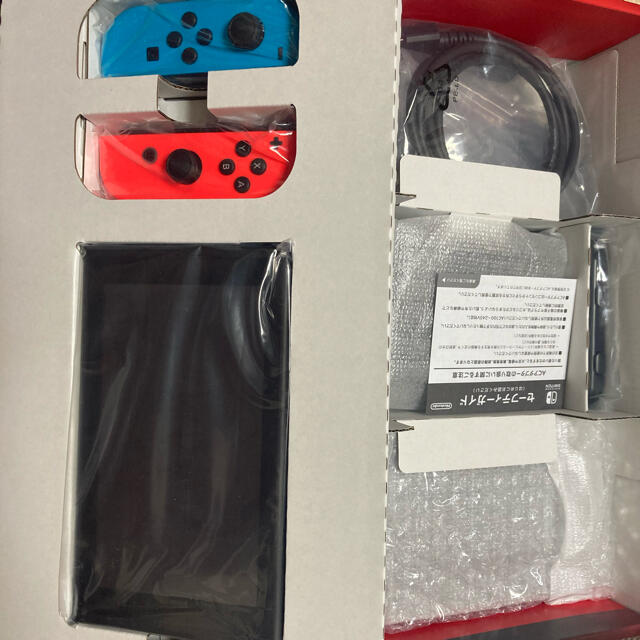 Nintendo Switch 任天堂スイッチ 本体【新品】