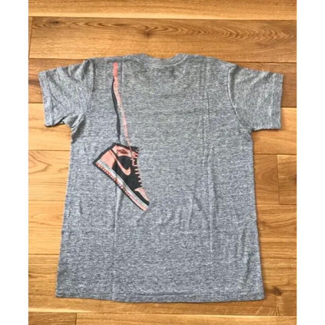 NIKE(ナイキ)のナイキ　肩掛けジョーダンT メンズのトップス(Tシャツ/カットソー(半袖/袖なし))の商品写真