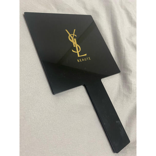 Yves Saint Laurent Beaute(イヴサンローランボーテ)のYSL ハンドミラー レディースのファッション小物(ミラー)の商品写真