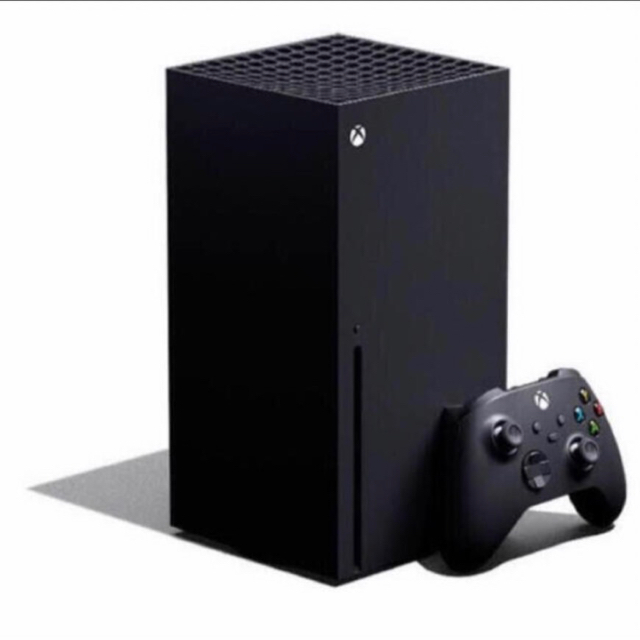 Xbox(エックスボックス)の【新品・未開封】マイクロソフト　Xbox Series X エンタメ/ホビーのゲームソフト/ゲーム機本体(家庭用ゲーム機本体)の商品写真