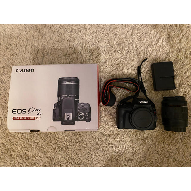 Canon EOSkissX7-