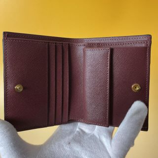 MARNI 極美品 ボルドー 二つ折り財布 サフィアーノ ロゴ マルニ