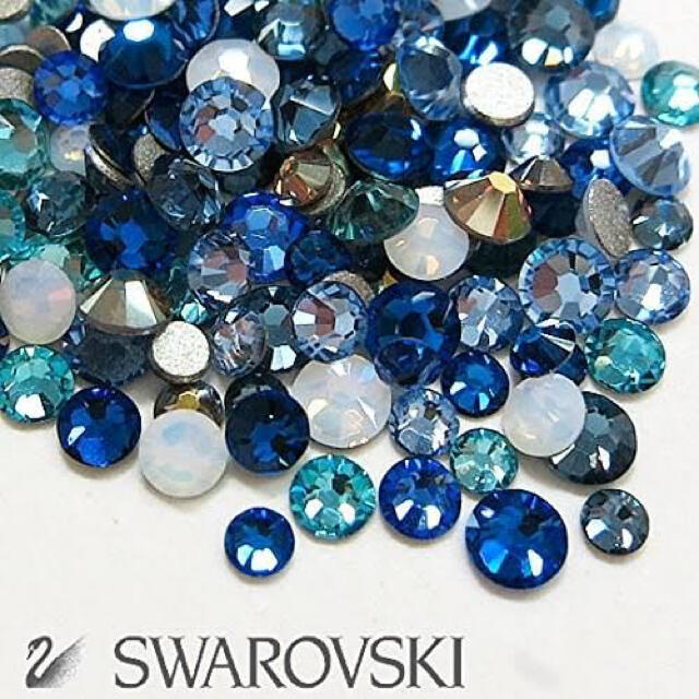 SWAROVSKI(スワロフスキー)のスワロフスキー ブルー ラインストーン フラット ネイルアート デストーン コ ハンドメイドの素材/材料(各種パーツ)の商品写真