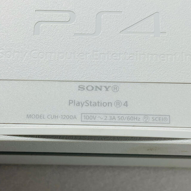 PlayStation4(プレイステーション4)のSONY PlayStation4 CUH-1200AB02 エンタメ/ホビーのゲームソフト/ゲーム機本体(家庭用ゲーム機本体)の商品写真