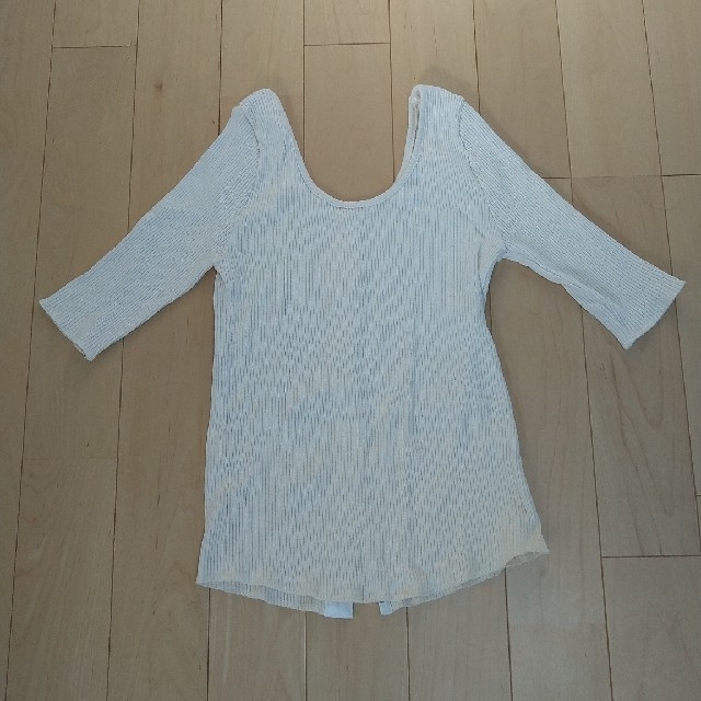 Simplicite(シンプリシテェ)のオフホワイト　半袖トップス レディースのトップス(Tシャツ(半袖/袖なし))の商品写真