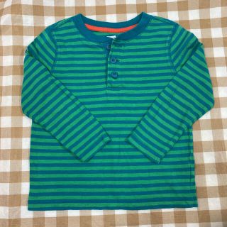 オールドネイビー(Old Navy)のサイズ4T 99〜107センチ☆オールドネイビー　長袖Tシャツ　カットソー(Tシャツ/カットソー)