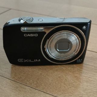 カシオ(CASIO)のCASIO EXILIM ZOOM EX-Z2000BK(コンパクトデジタルカメラ)