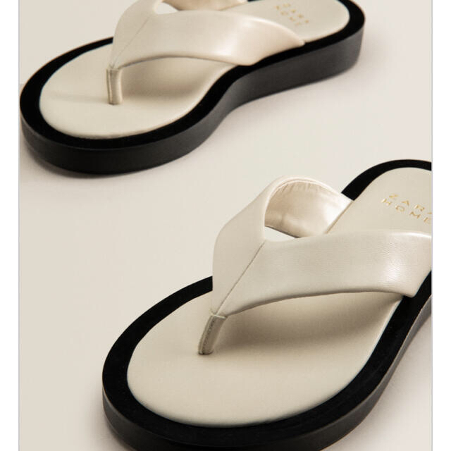 ZARA(ザラ)のZARA HOMEコントラストレザーサンダル レディースの靴/シューズ(サンダル)の商品写真