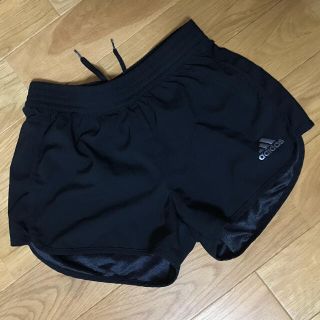 アディダス(adidas)のadidas ショートパンツ(パンツ/スパッツ)