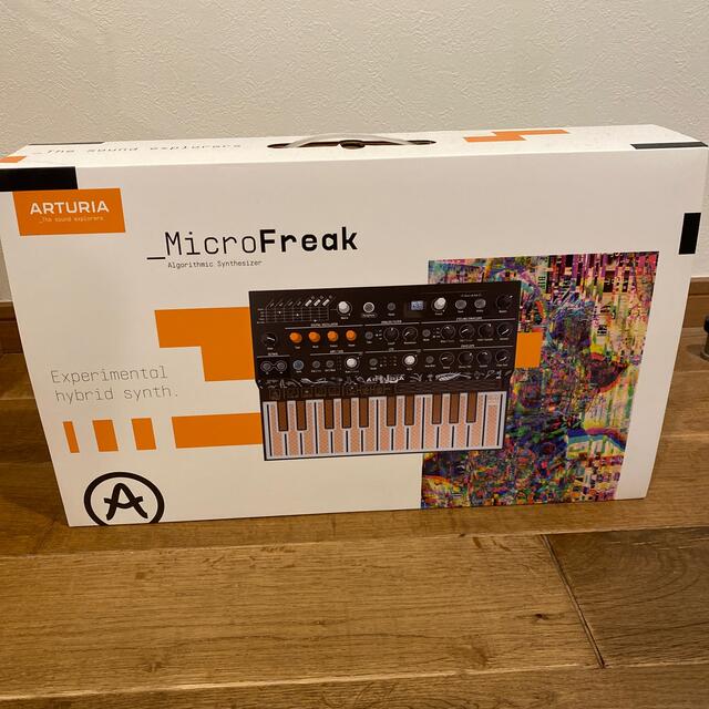 KORG(コルグ)のARTURIA MicroFreak マイクロフリーク 楽器の鍵盤楽器(キーボード/シンセサイザー)の商品写真