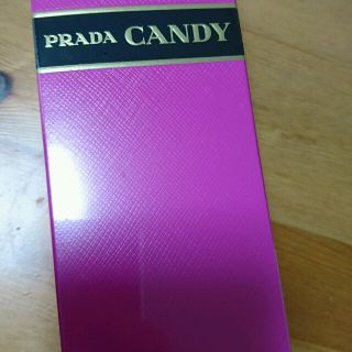 プラダ(PRADA)の定価5724円！PRADA☆キャンディ☆シャワージェル(ボディソープ/石鹸)