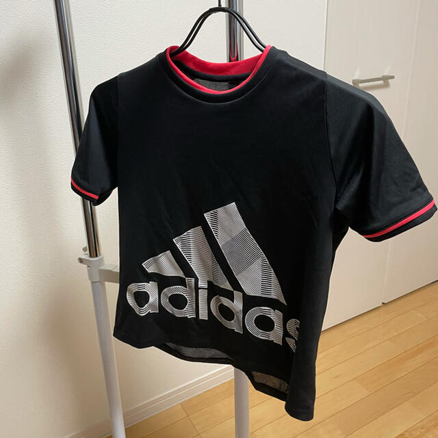 adidas(アディダス)のTシャツ アディダス CLIMACOOL ドライ ジュニア 黒 150 キッズ/ベビー/マタニティのキッズ服男の子用(90cm~)(Tシャツ/カットソー)の商品写真