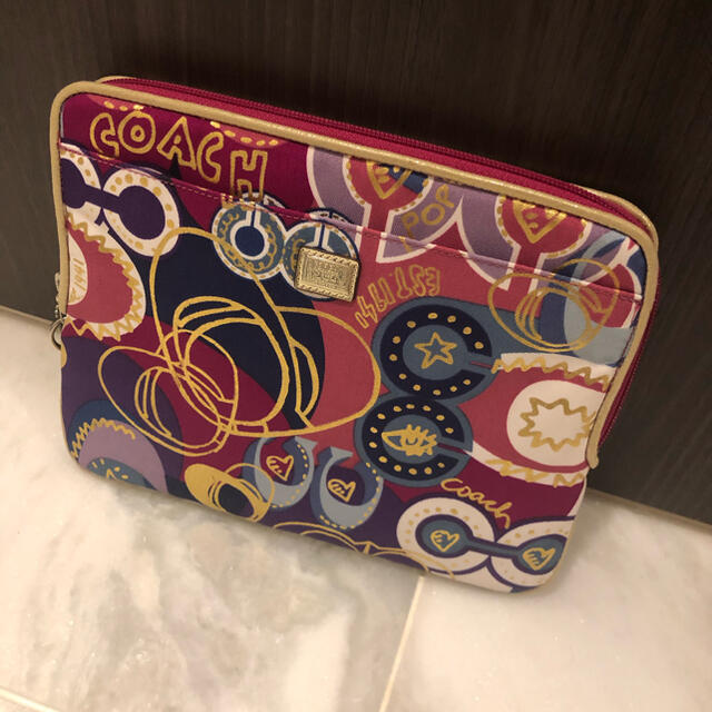 COACH(コーチ)のcoach iPadケース　タブレットケース　コーチ スマホ/家電/カメラのスマホアクセサリー(iPadケース)の商品写真