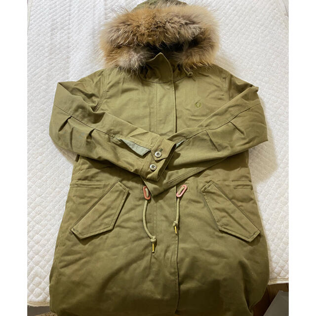 FRED PERRY(フレッドペリー)のFRED PERRY レディースモッズコート 【F6230】Olive レディースのジャケット/アウター(モッズコート)の商品写真