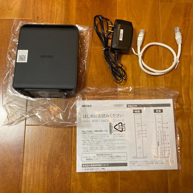 Buffalo(バッファロー)のBUFFALO WiFi 無線LAN ルーター WSR-1166DHPL2/N スマホ/家電/カメラのPC/タブレット(PC周辺機器)の商品写真