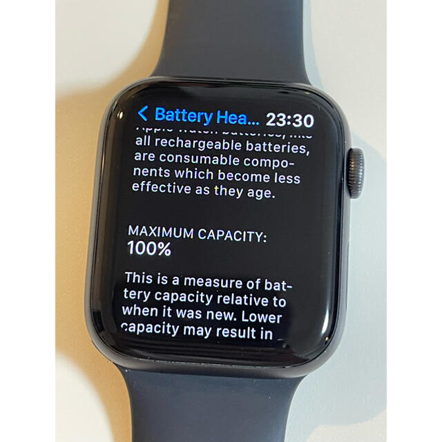Apple(アップル)のApple Watch 5 GPS 44mm バッテリー100% ほぼ未使用 スマホ/家電/カメラのスマートフォン/携帯電話(その他)の商品写真