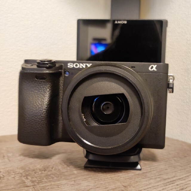 SONYα6400 SEL20F2.8 20mm カメラu0026レンズ 箱無し本体のみのサムネイル