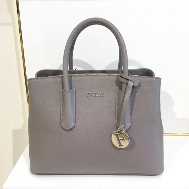 ハンドバッグFURLA フルラ ハンドバッグ