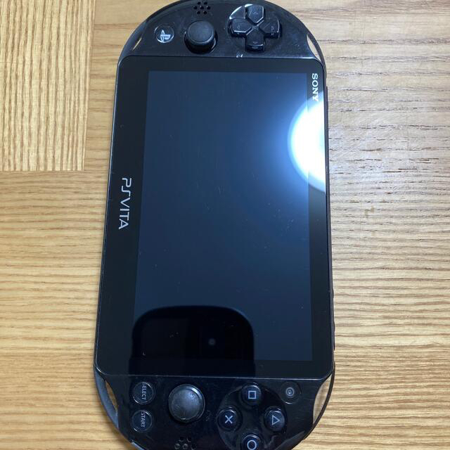 PlayStation Vita(プレイステーションヴィータ)のPlayStation vita エンタメ/ホビーのゲームソフト/ゲーム機本体(携帯用ゲーム機本体)の商品写真