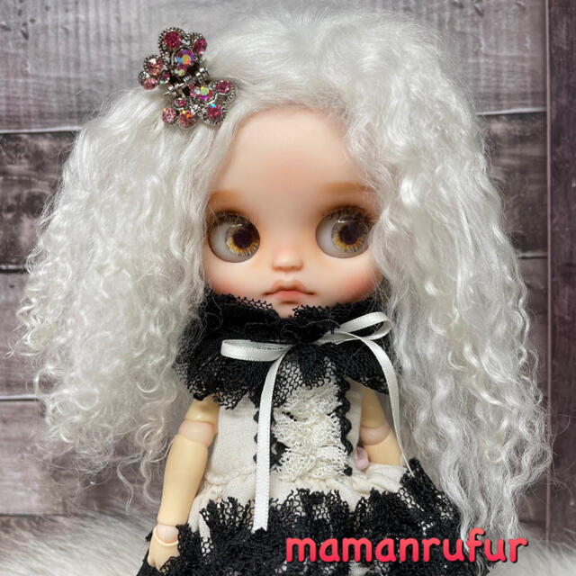 blythe _wm-337スノーホワイトロング⭐️チベットラムウィッグ