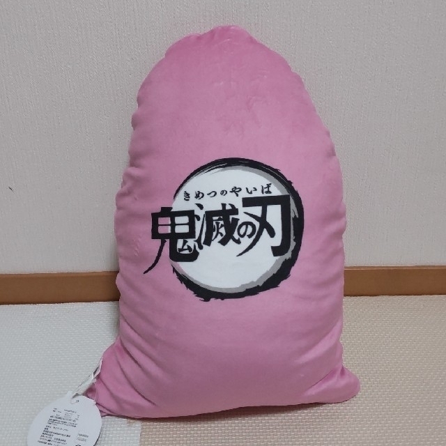 しまむら - 【saku様ご専用です】ダイカットクッション 甘露寺蜜璃の