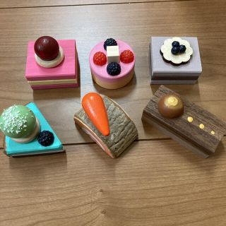 ままごと　ミニケーキ　フェイクスイーツ　ハンドメイド　木工品　木製　木のおもちゃ(その他)