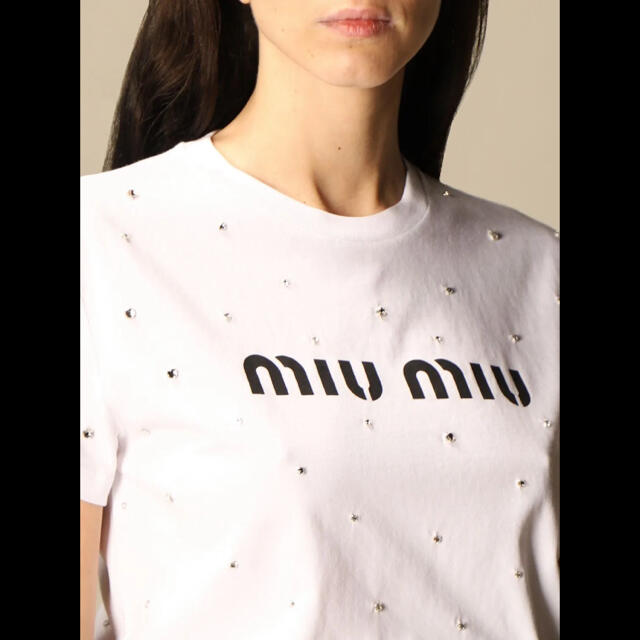 miumiu(ミュウミュウ)のmiumiu ラインストーンロゴTシャツ レディースのトップス(Tシャツ(半袖/袖なし))の商品写真