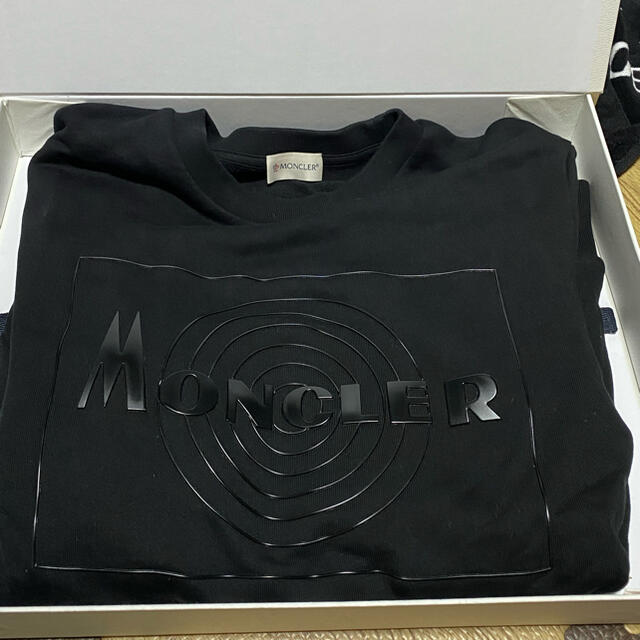 MONCLER(モンクレール)のモンクレール2019年モデル　スウェット　希少‼️ メンズのトップス(スウェット)の商品写真