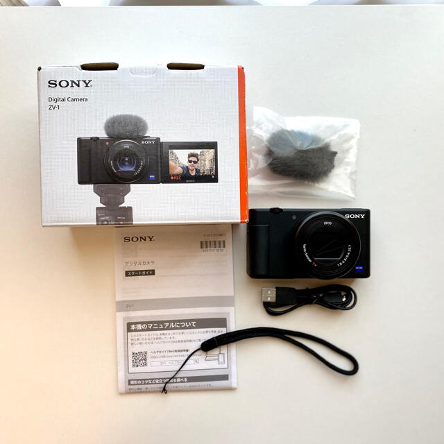 SONY(ソニー)のSONY VLOGCAM ZV-1 【美品・送料込】おまけ付き スマホ/家電/カメラのカメラ(コンパクトデジタルカメラ)の商品写真