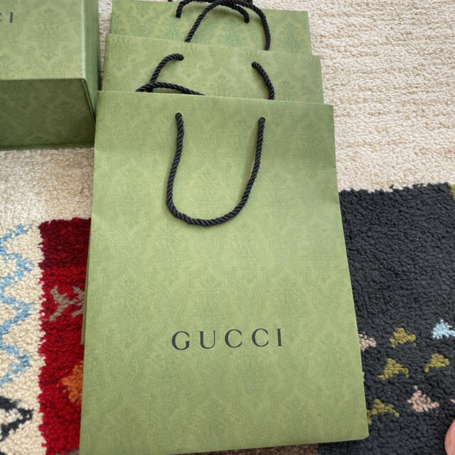 Gucci(グッチ)のgucci箱とお手提げ袋セット レディースのバッグ(ショップ袋)の商品写真